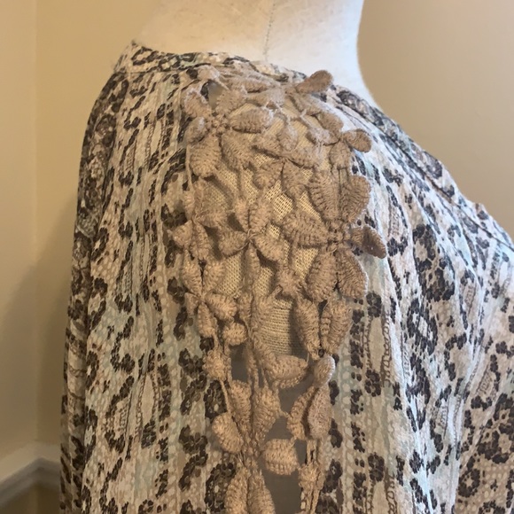 American red button down blouse size small - Picture 3 of 7